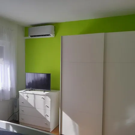 Apartment Tombili 7- Minute Walk To The Valsaline And Lungomare Promenade