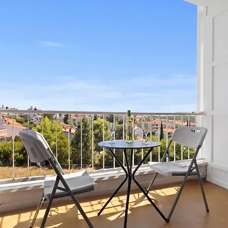 Tombili 7- Minute Walk To The Valsaline And Lungomare Promenade Apartman *