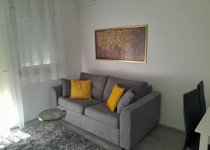 Apartman Tombili